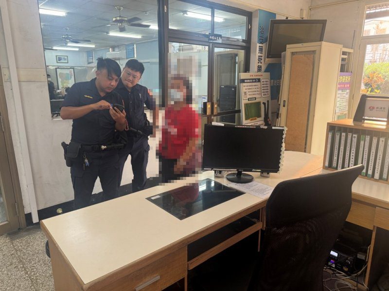 港灣新聞網／7顆南瓜只要100元？七旬婦險遭網購詐騙　內埔警即時識破成功阻詐