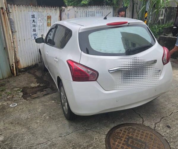港灣新聞網／車牌露餡狂逃死巷！前鎮警包圍頂樓逮通緝犯　最高恐吞24萬6千元罰鍰
