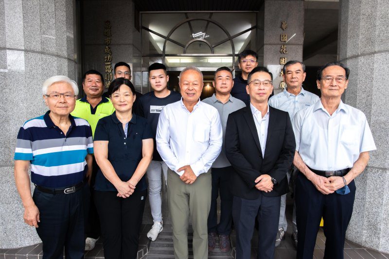 港灣新聞網／歷時8年、施工3年終完工！華國花園大廈拉皮翻新蛻變　京典開發打造高雄都更示範案例