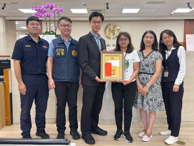 港灣新聞網／警銀聯手阻詐再創佳績！前鎮分局表揚有功行員 成功守住625萬元血汗錢