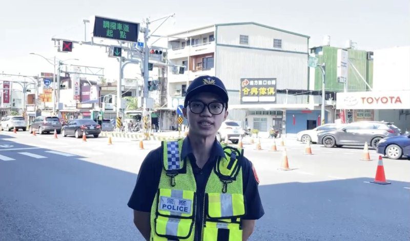 港灣新聞網／端午連假南下車潮湧現！枋寮分局啟動台1線調撥車道　全力維持交通順暢