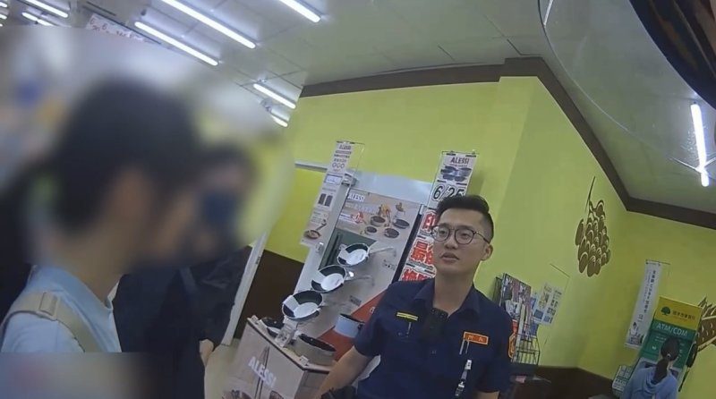 港灣新聞網／73歲婦人險失190萬養老金！網購誤入詐騙陷阱 鹽埕警攜海巡上士即時阻詐