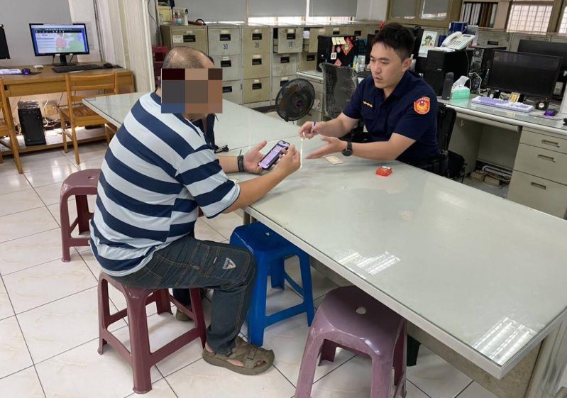 港灣新聞網／賣東西竟還要先匯3萬元？仁武警一眼識破「假網拍詐騙」保住民眾血汗錢