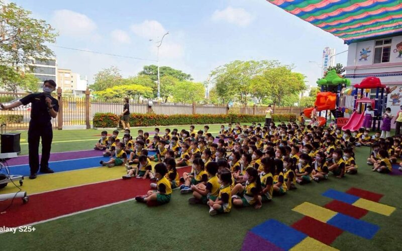 深耕道安觀念　員林警前進福瑞斯特國際藝術幼兒園宣導兒童交通安全