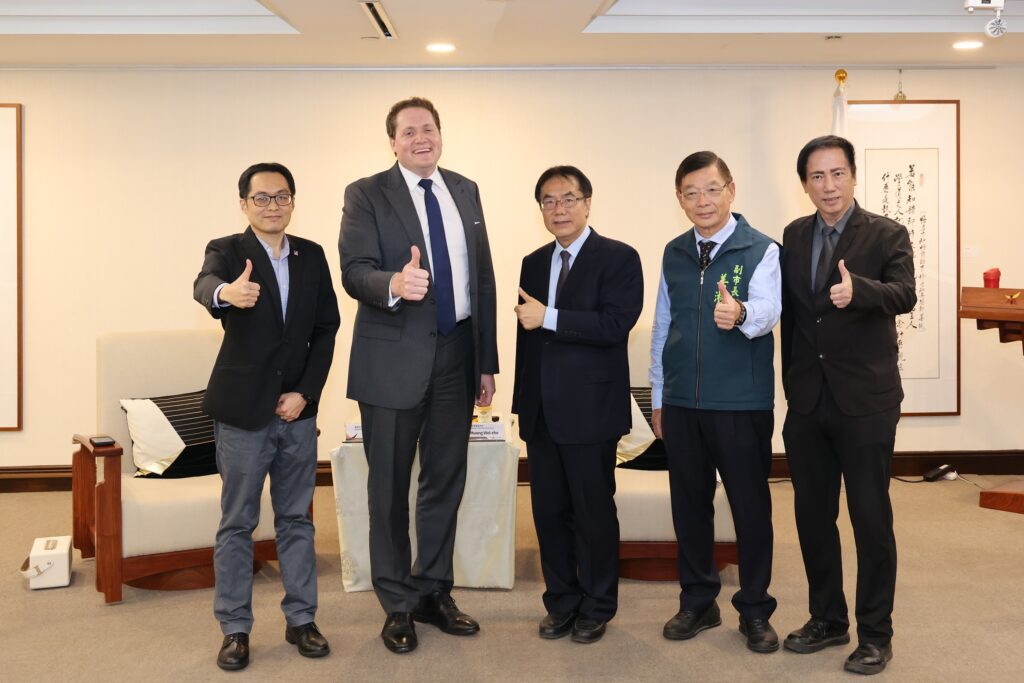 期待再相會美國在台協會高雄分處長　張子霖辭別黃偉哲市長