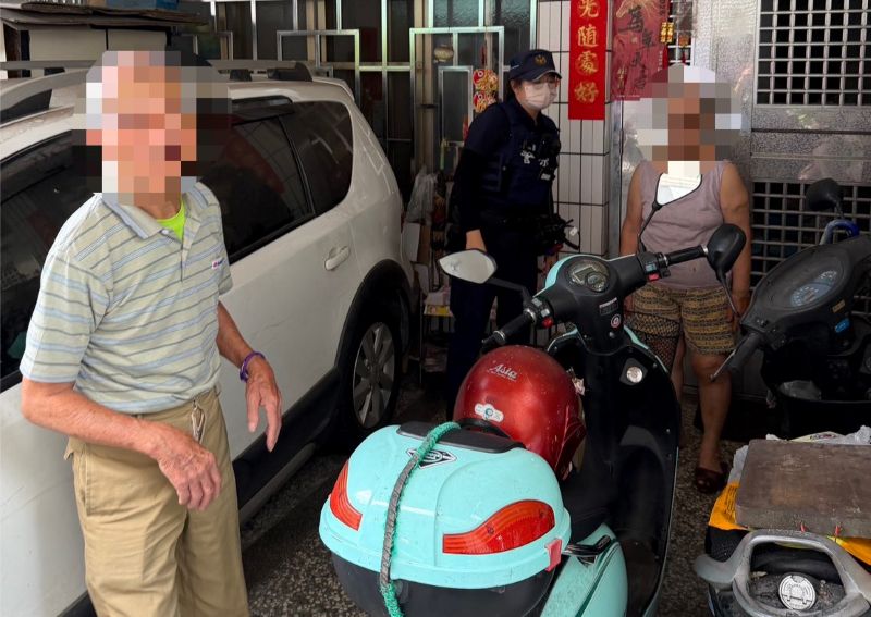 失智老翁烈日下迷途徘徊　崇蘭暖警平安護送返家