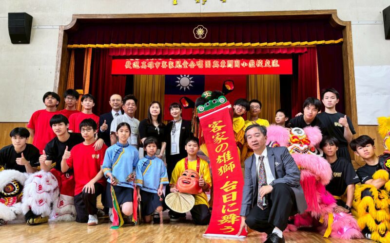 客家天籟唱響東京！ 高雄客家兒童合唱團赴日見學交流  客家方口獅與廣東醒獅台日同台尬陣