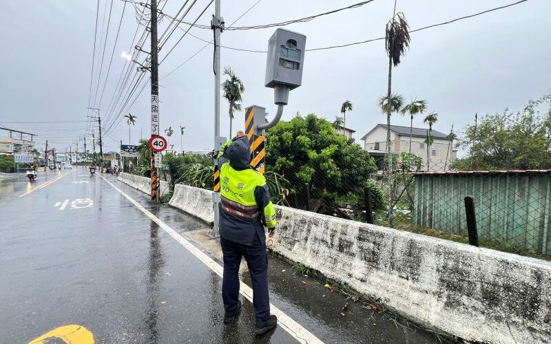 內埔鄉壽比路段測速照相機遭毀損　屏縣警訊