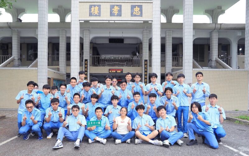  花蓮高中升學大放異彩 94%錄取台清交成+醫學+藥學+中字輩師字輩
