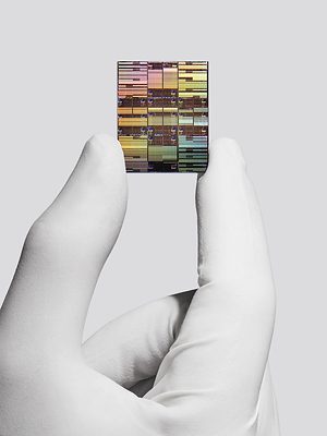 IBM 推出全球首見的次奈米晶片技術 推動半導體產業未來十年發展