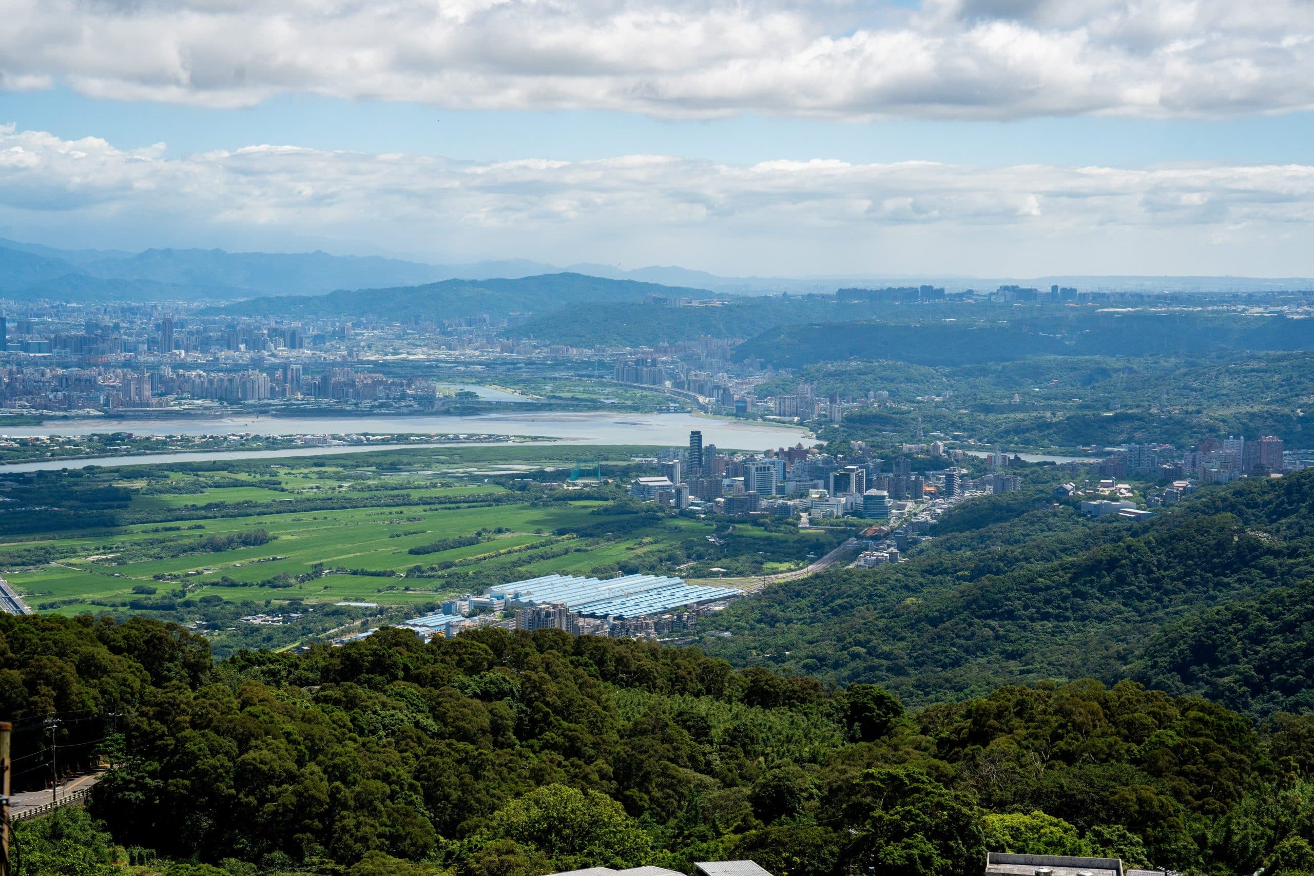 沈伯洋喊打造天際線步道！北市府重砲回擊：外行說法、恐破壞山林