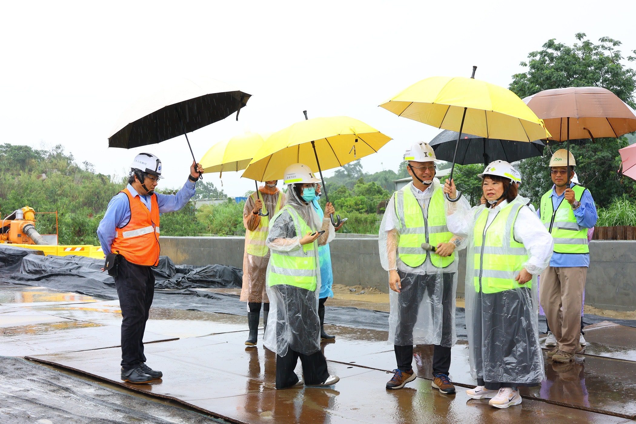 豪雨來襲不鬆懈　黃敏惠二度視察防汛：視同作戰