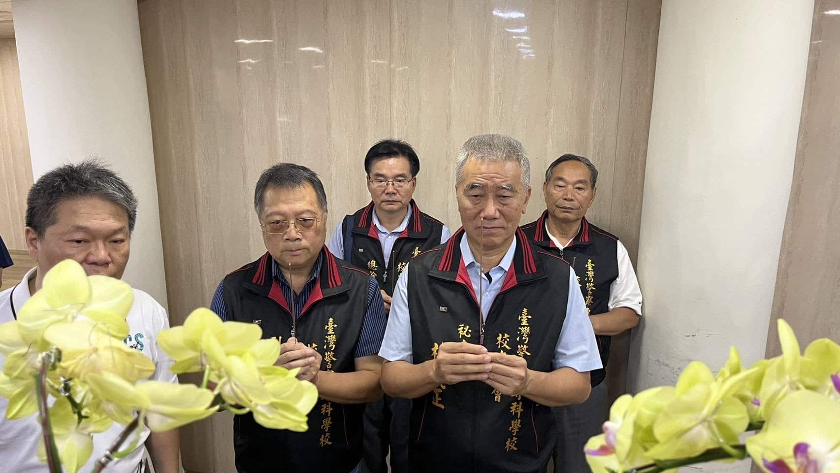 中和警連勤17小時猝逝 警專校友靈前致哀悼好同袍