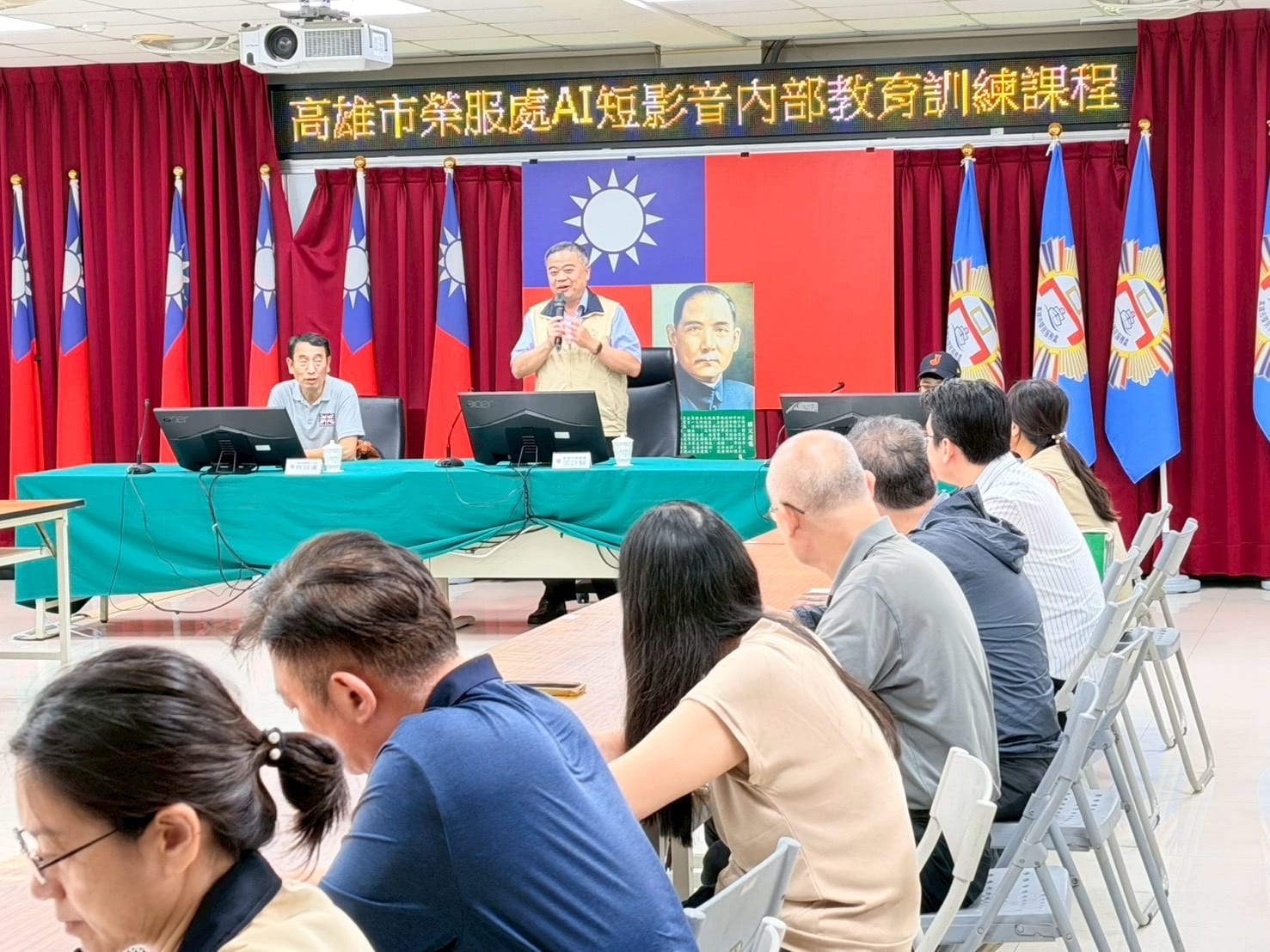 高雄市榮服處攜手民間協會　開設AI短影音課程　打造數位新媒體宣導力力