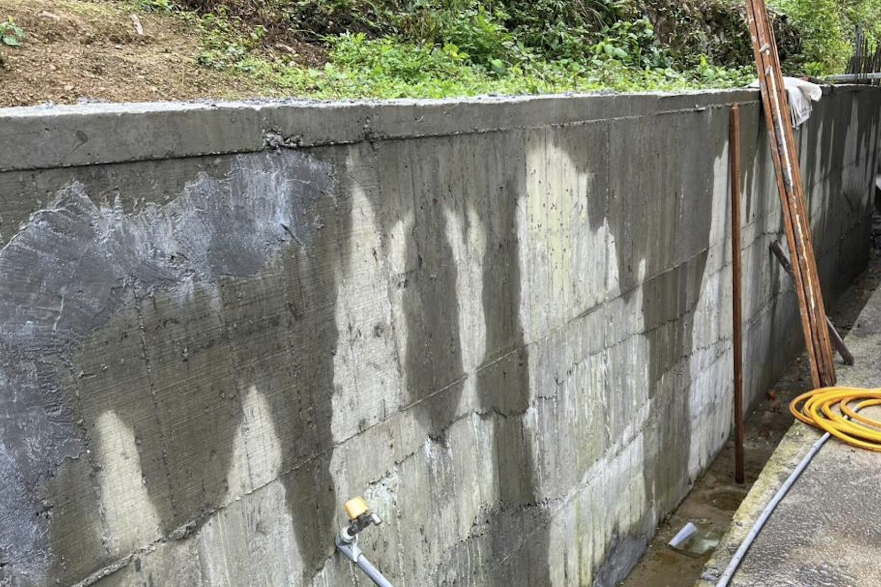 拒絕非法工程！新北強力掃蕩山坡地違規     27件違法擋土牆已乖乖自行拆除