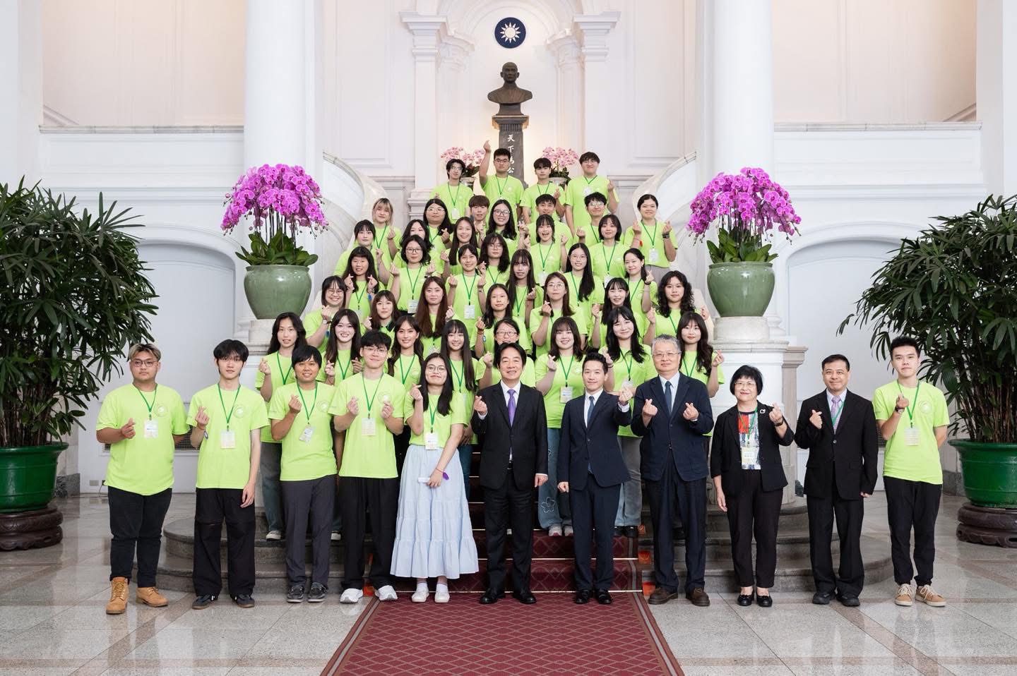 原青力量走向國際大仁科大海外志工團隊獲邀赴總統府