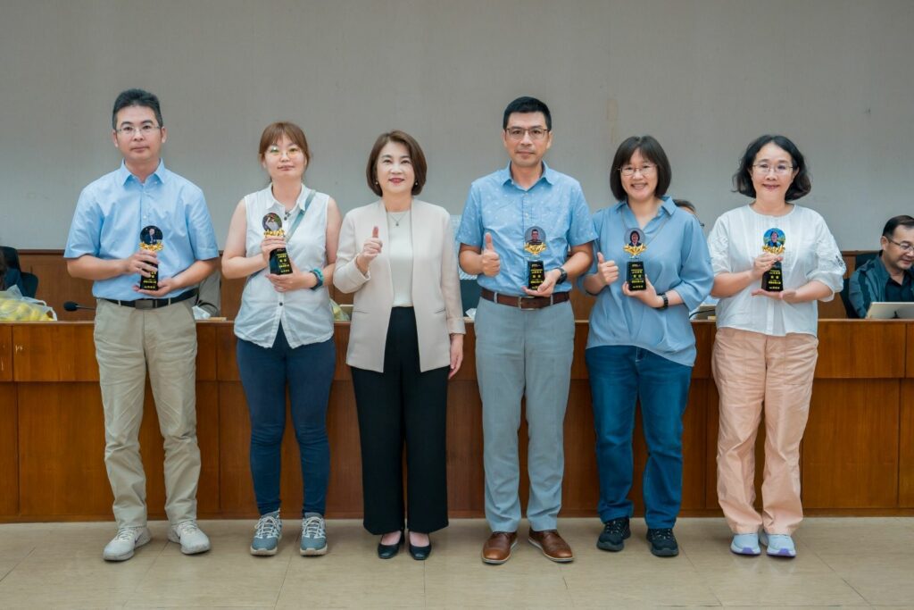 表揚115年模範公務人員　周縣長肯定同仁為縣政付出