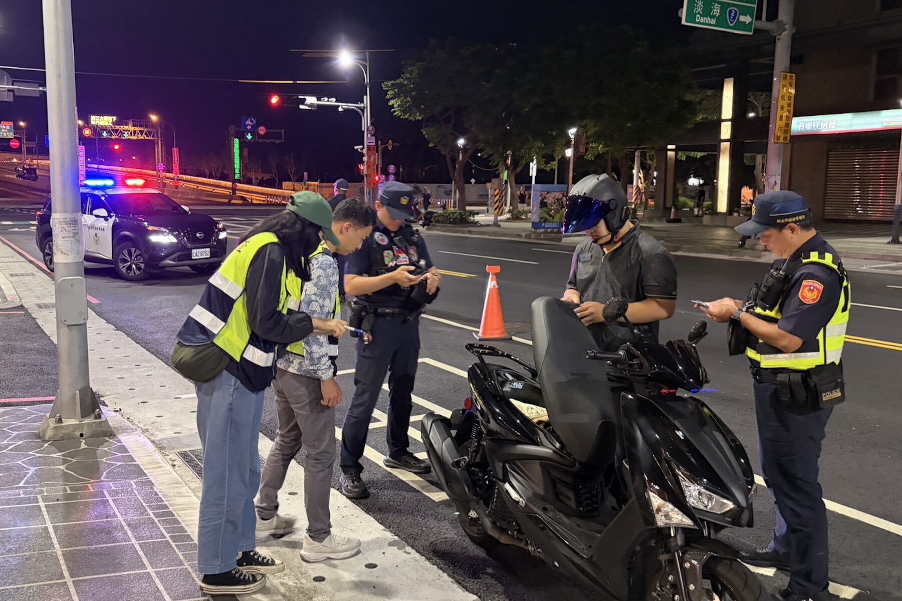 新北環保局攜手警監單位執行「麥噪專案」　防堵噪音車擾民
