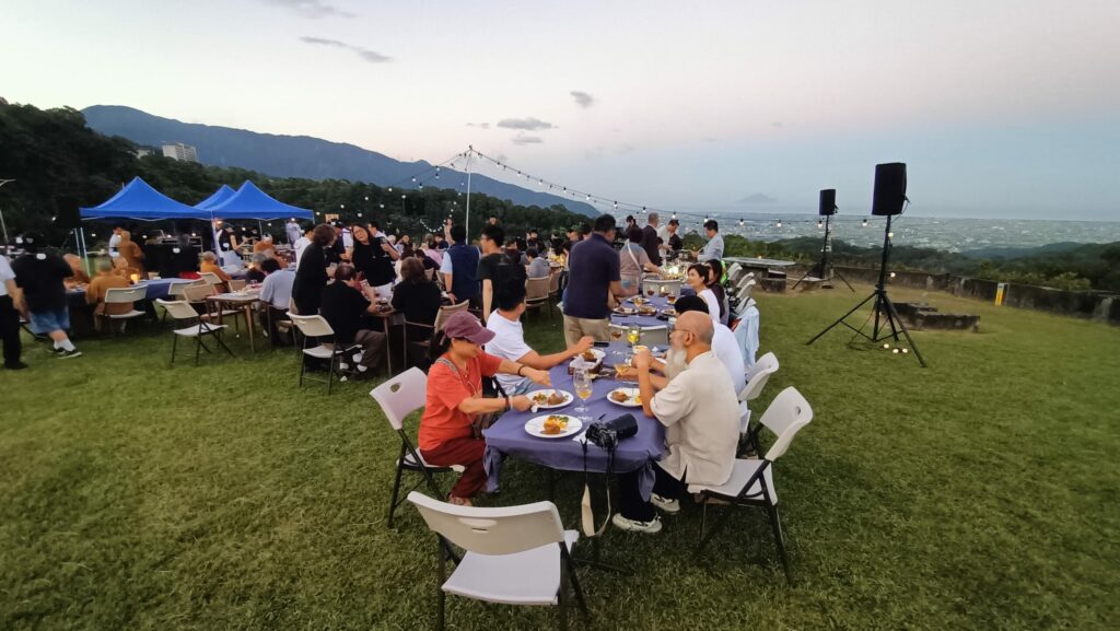 影音/佛光百萬夜景 蔬食饗宴令人讚不絕口