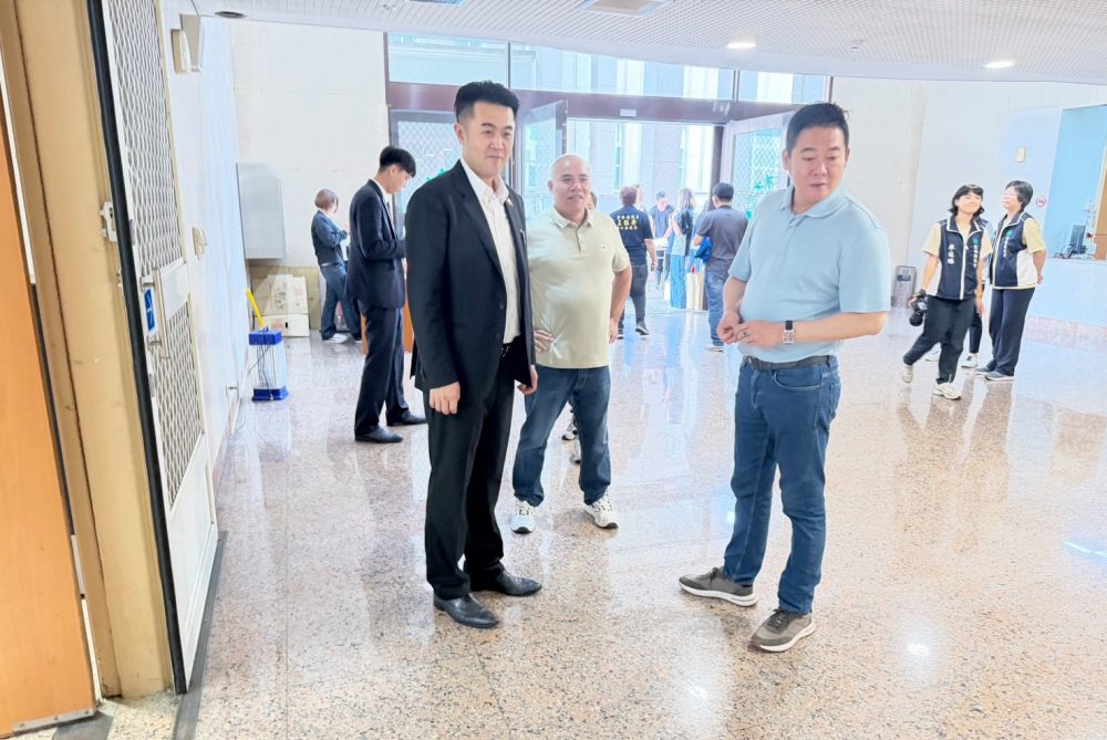 「黑鮪魚現切秀」搬進議會  雲林子弟返鄉「端午加菜」