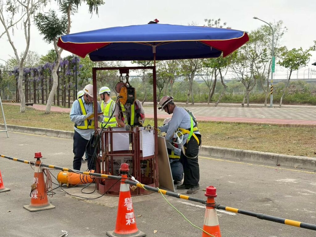 臺南市政府落實職業安全管理，榮獲「115年度全國下水道局限空間出入坑作業評鑑」佳作