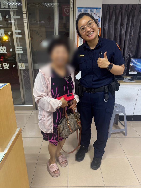 港灣新聞網／以為裝現金手提包遭竊！永安警地毯式搜查神推理 「真相」讓婦人又驚又喜