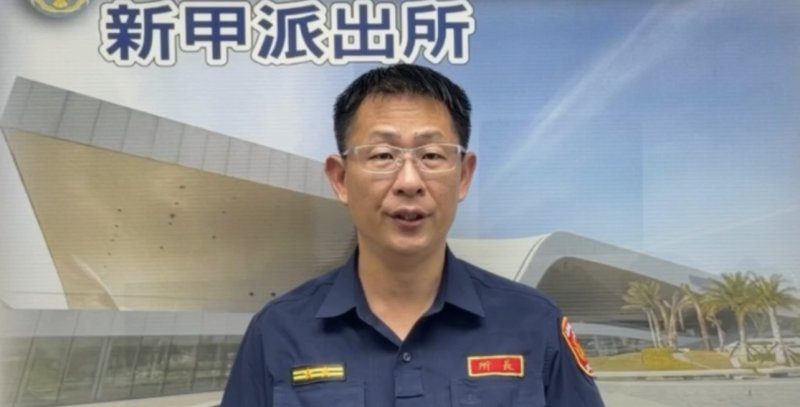港灣新聞網／73歲阿公買早餐失聯8小時！鳳山警巡邏發現受困車陣 靠網路尋人貼文助返家
