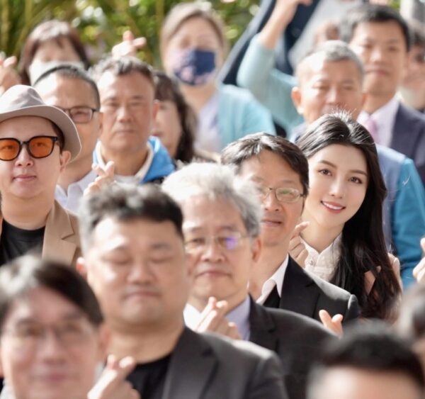 從亞洲醫美P&G及高露潔併購案，創新集團廖柏宇打造完整人寵共生線上線下健康產業鏈版圖