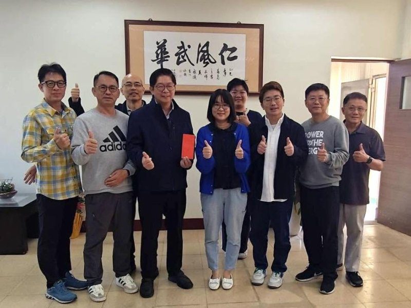 港灣新聞網／翻轉郊區學校刻板印象！仁武高中連兩年培育高中校長　成高雄教育界「校長搖籃」