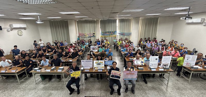 港灣新聞網 / 百位民眾齊聚東港！防詐、交安、城鎮韌性一次搞懂　警民攜手打造安全家園