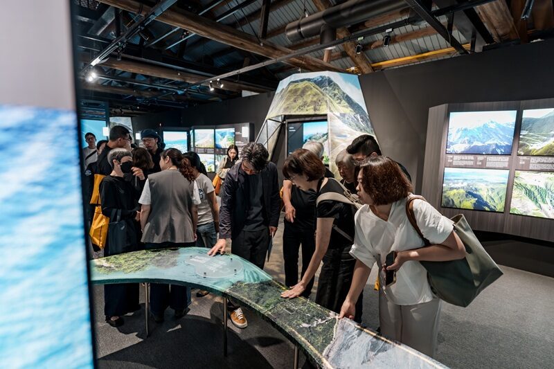 齊柏林空間《RE見》特展喚起民眾土地記憶 攜手全家打造深度環境教育