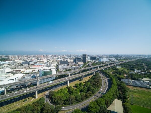 為何獨強？工業地產磁吸千億資金　二大資金巨鱷同步押注