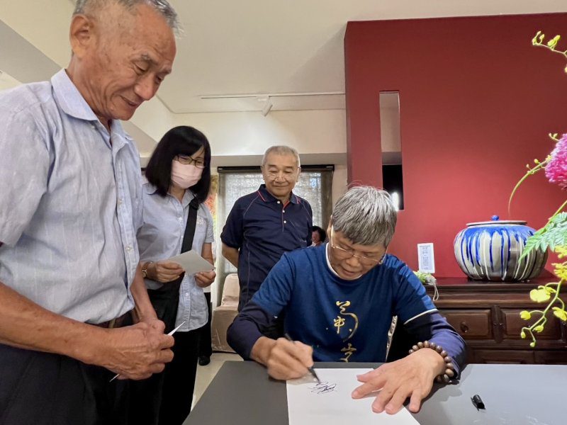 港灣新聞網／《向火而生》陶藝展登場！蔡正勝用烈火淬鍊生命故事　8/1粉絲見面會感動開展