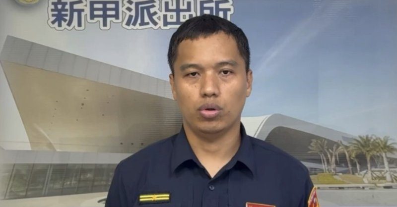 港灣新聞網／鳳山國泰路轎車迴轉瞬間撞上對向車！4人受傷送醫　警曝初步肇因