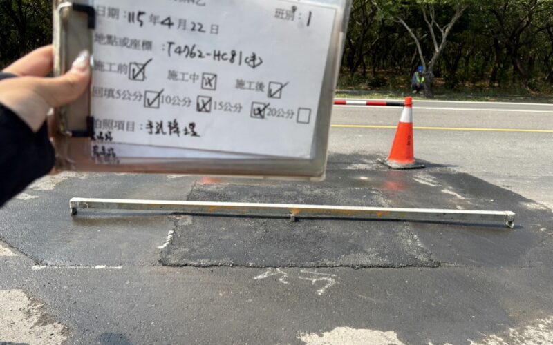 屏縣近3年改善逾800處人孔蓋　新建道路全面導入降埋設計