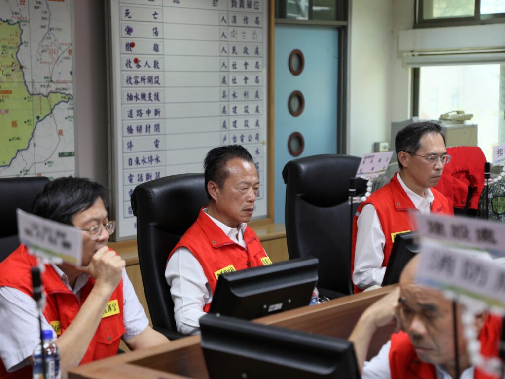 翁章梁主持巴威颱風整備會議　嚴陣以待守護縣民安全