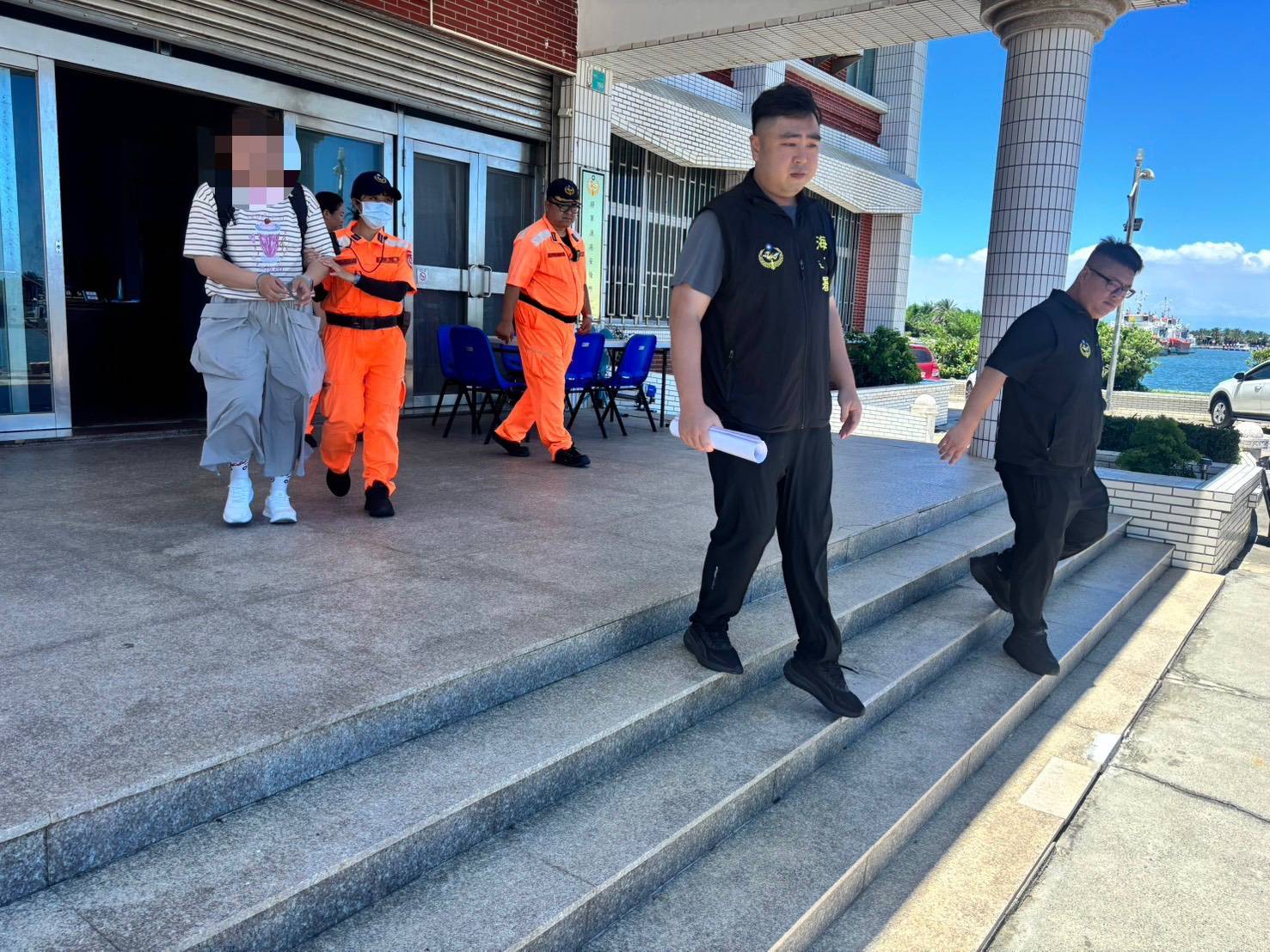 臺南往返澎湖客船 海巡眼尖逮通緝犯