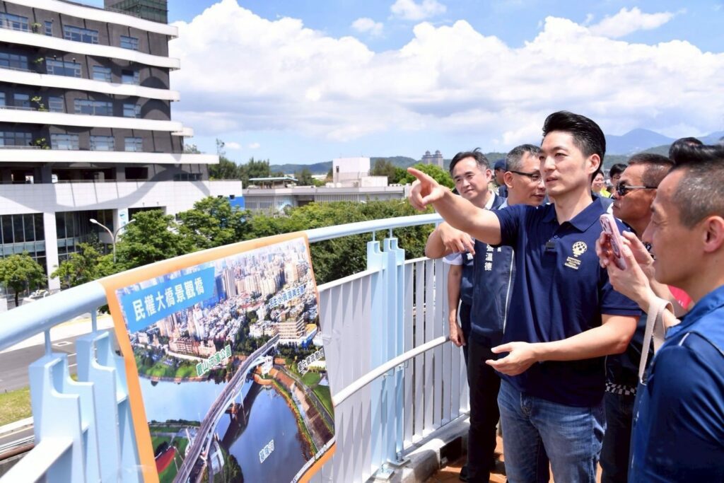 基隆河畔絕美新地標！民權大橋「天際之眼」正式啟用　賞飛機、打卡一次滿足