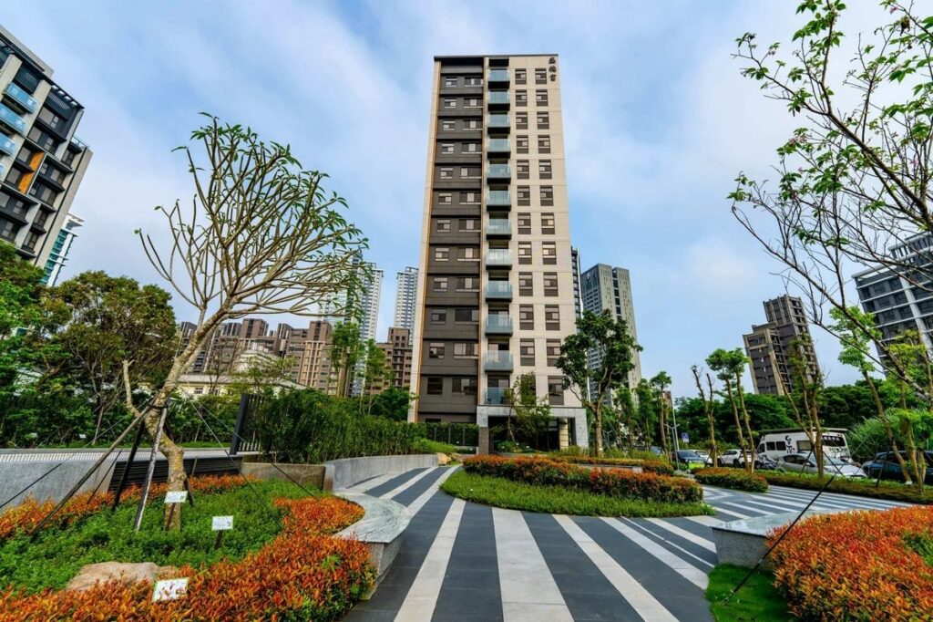 同樣坪數，為什麼有的房子更適合長住？從全齡住宅到全適性住宅的 4 個看屋重點