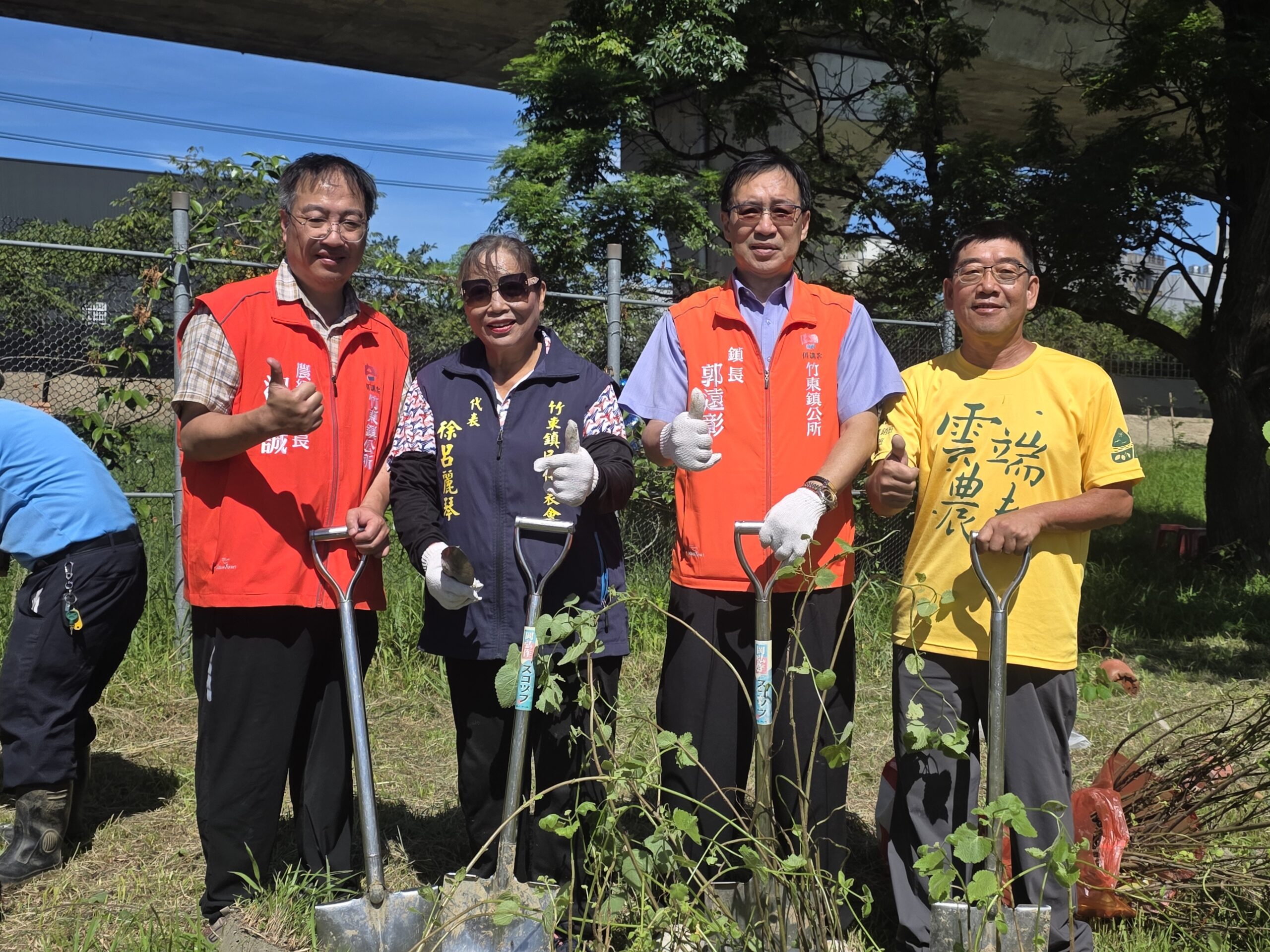 竹東河濱公園再添新亮點  公所攜手產銷班種下800株麝香木