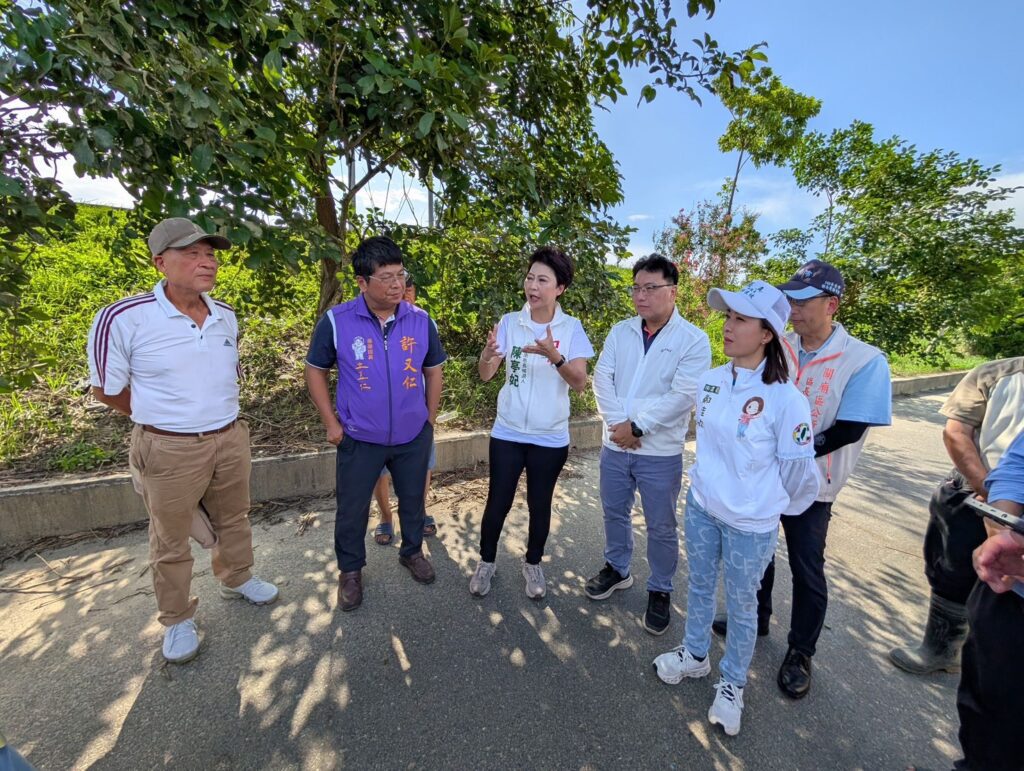 陳亭妃會勘關廟防汛道路淹水　要求短中長期並進　個個擊破解決地方淹水問題