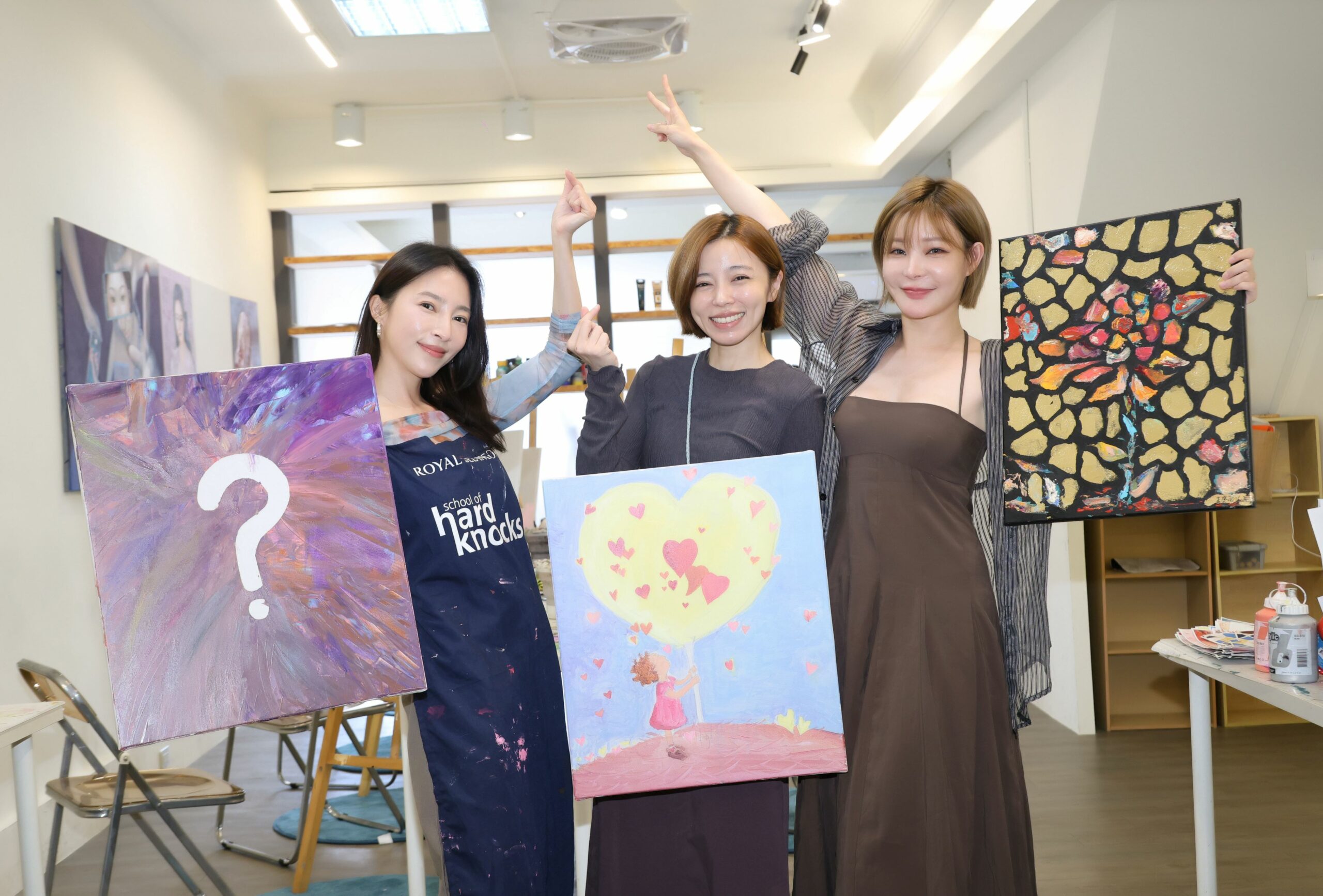 群星齊聚用愛作畫力挺「台灣愛與希望國際關懷協會」王瞳 張家瑋 孟慶而 Lolita愛心畫作助受虐兒
