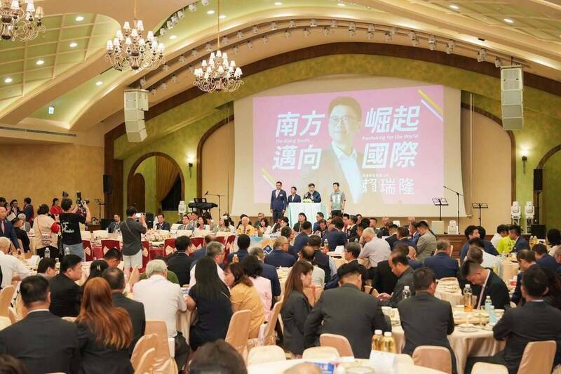 參加扶輪社長交接典禮有感 賴瑞隆：淋過雨會更想替人撐傘