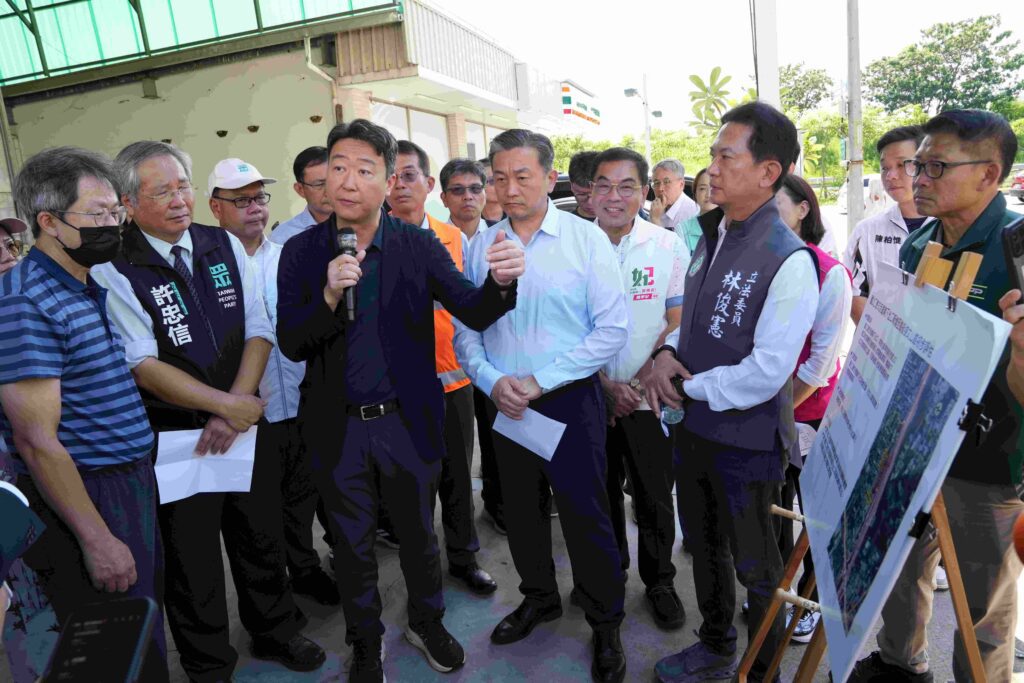 為因應快速發展疏解東區交通 立法院交通委員會考察「仁德交流道增設南下匝道銜接文山路」與「平實路銜接至國道１號側車道」