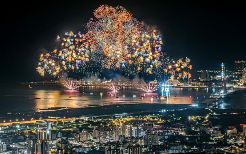 淡水漁人碼頭仲夏繽紛樂8月9日起連三週帶來煙火與多元藝文活動