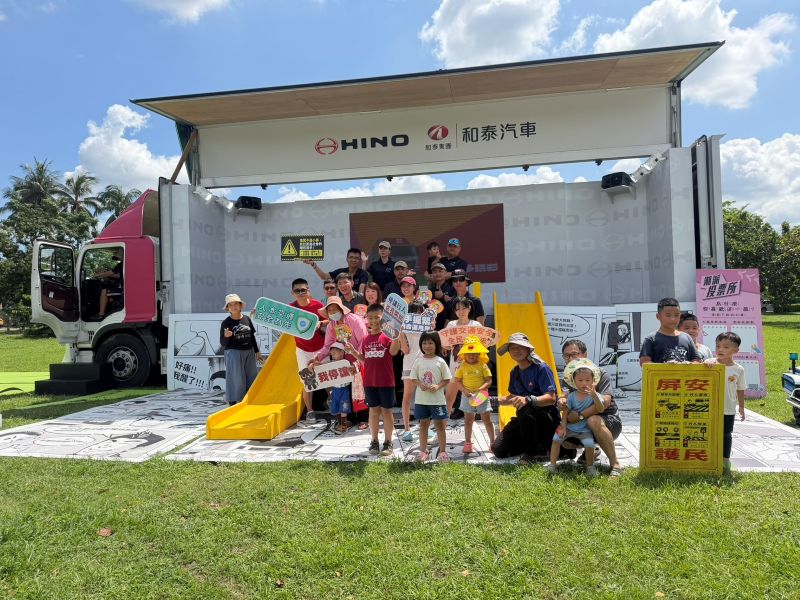 大貨車「潮派號」巡迴內埔、萬丹　交通安全觀念融入遊戲 攜手玩出好關係