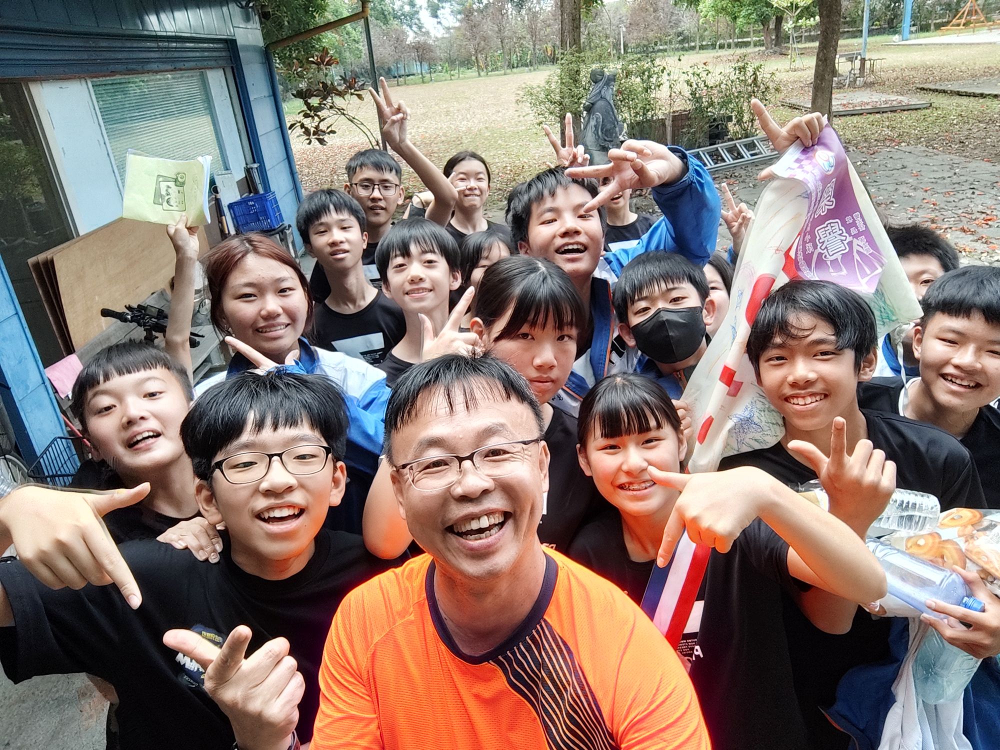 嘉市杏壇再添榮光　林秀香、蔡邦居雙雙榮獲115年師鐸獎