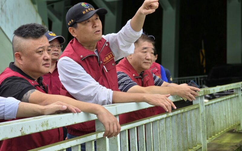 烏來南勢溪水位逐步回降　新北市府持續監測確保山區道路安全