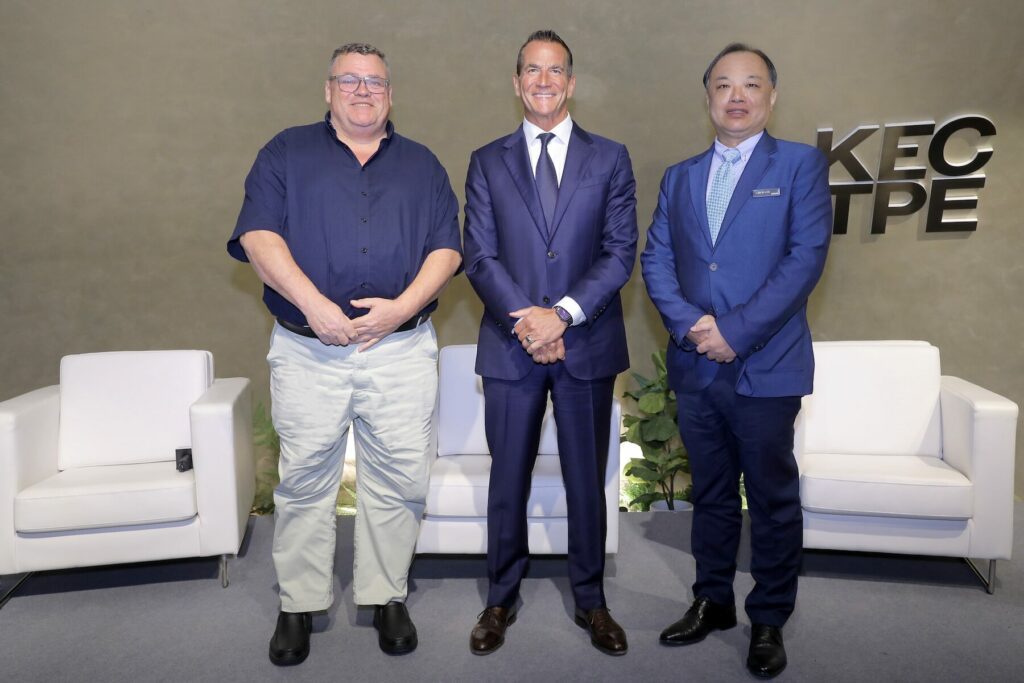 KOHLER第四代掌門人睽違9年訪台     發表2026年全新Leap全自動智能馬桶