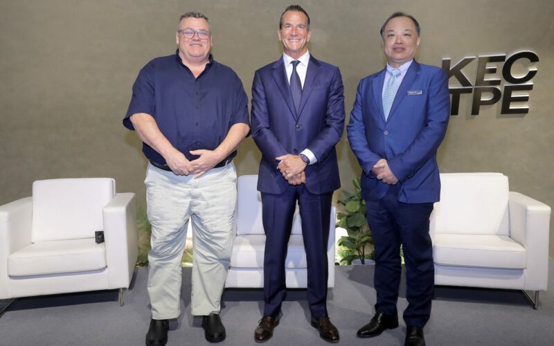 KOHLER第四代掌門人睽違9年訪台     發表2026年全新Leap全自動智能馬桶